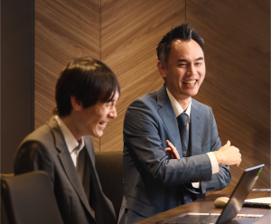 笑顔で語る今宿様・伊藤様
